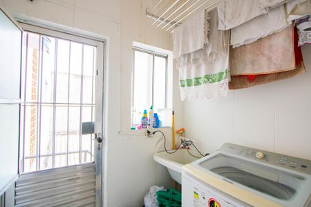 Casa à venda com 382m², 6 quartos e 1 vagaÁrea de serviço