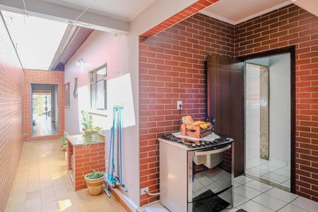 Casa à venda com 129m², 2 quartos e 2 vagasQuintal