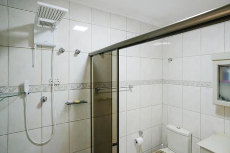 Casa à venda com 129m², 2 quartos e 2 vagasBanheiro 2