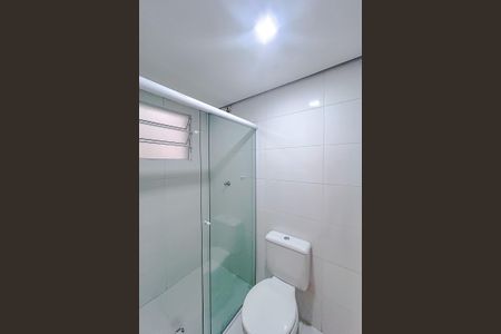 Banheiro com Área de Serviço de apartamento para alugar com 1 quarto, 30m² em Tatuapé, São Paulo