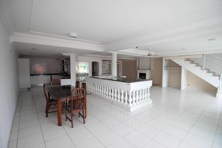 Casa para alugar com 3 quartos, 470m² em Jardim Prestes de Barros, Sorocaba