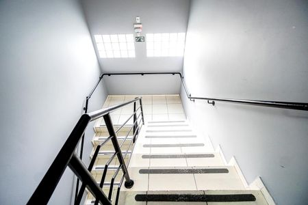 Studio para alugar com 30m², 1 quarto e sem vagaEscada