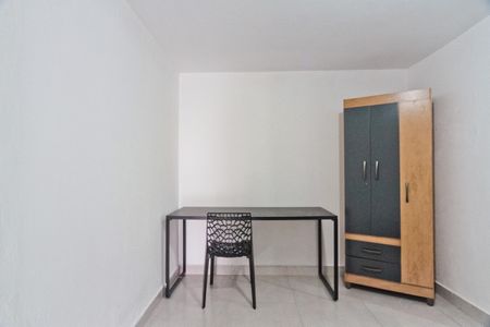 Quarto de kitnet/studio para alugar com 1 quarto, 35m² em Vila Indiana, São Paulo