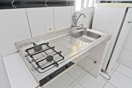 Cozinha de kitnet/studio para alugar com 1 quarto, 35m² em Vila Indiana, São Paulo