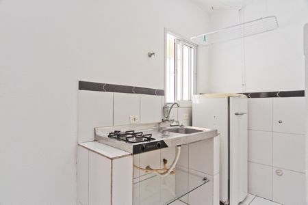 Cozinha de kitnet/studio para alugar com 1 quarto, 35m² em Vila Indiana, São Paulo