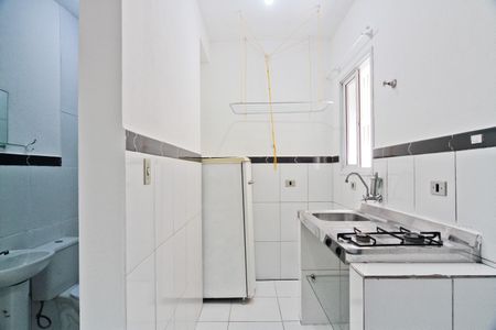 Cozinha de kitnet/studio para alugar com 1 quarto, 35m² em Vila Indiana, São Paulo