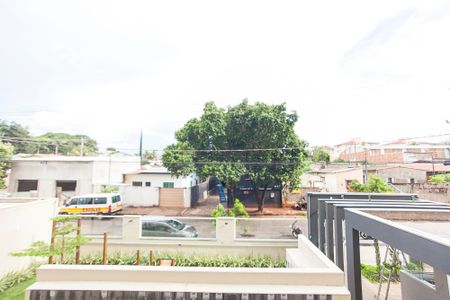 Vista da Sala de apartamento para alugar com 2 quartos, 49m² em Chácaras Tubalina E Quartel, Uberlândia