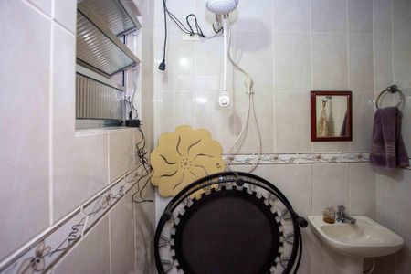 Casa à venda com 245m², 4 quartos e 2 vagasBanheiro de serviço