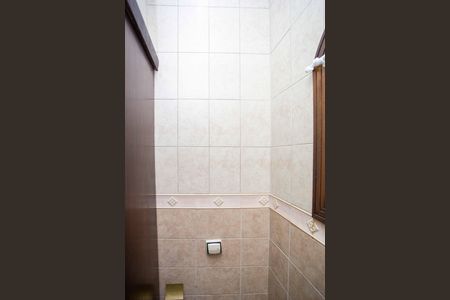 Casa à venda com 245m², 4 quartos e 2 vagasLavabo