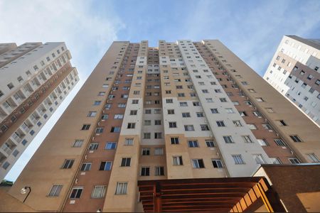 Apartamento à venda com 35m², 2 quartos e 1 vaga Apartamento à venda com 35m², 2 quartos e 1 vagaFachada