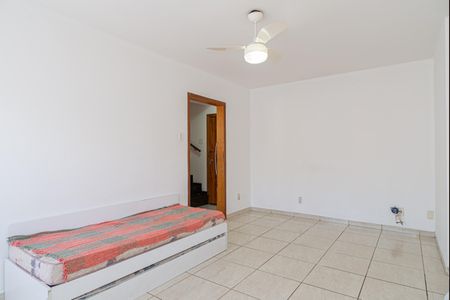 Apartamento para alugar com 74m², 2 quartos e 1 vaga Apartamento para alugar com 74m², 2 quartos e 1 vagaSala