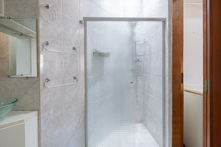 Apartamento para alugar com 74m², 2 quartos e 1 vaga Apartamento para alugar com 74m², 2 quartos e 1 vagaBanheiro