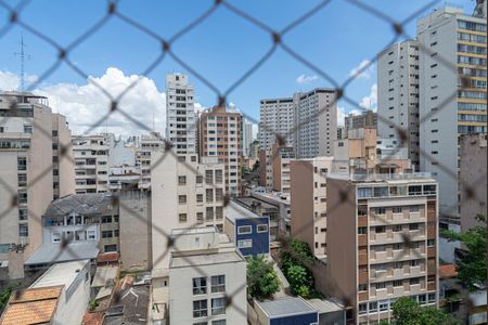Vista da Sala de apartamento para alugar com 2 quartos, 74m² em Bela Vista, São Paulo