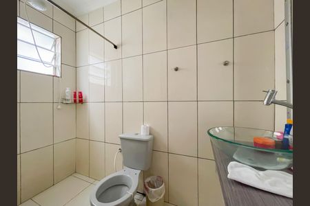 Casa à venda com 125m², 4 quartos e 2 vagas Casa à venda com 125m², 4 quartos e 2 vagas Banheiro da Suíte 2 (Casa 1)