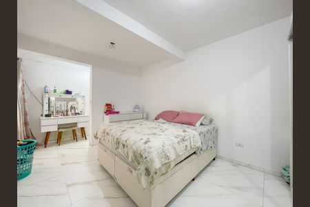 Casa à venda com 125m², 4 quartos e 2 vagas Casa à venda com 125m², 4 quartos e 2 vagasSuíte (Casa 2)