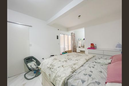 Casa à venda com 125m², 4 quartos e 2 vagas Casa à venda com 125m², 4 quartos e 2 vagasSuíte (Casa 2)