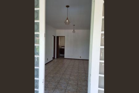 Sala de casa para alugar com 3 quartos, 200m² em Caxambu, Jundiaí