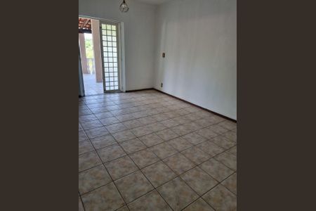 Sala de casa para alugar com 3 quartos, 200m² em Caxambu, Jundiaí