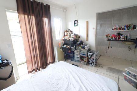 Casa para alugar com 200m², 1 quarto e sem vagaSuite 