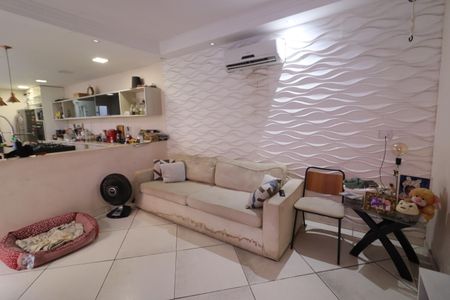 Sala de casa para alugar com 1 quarto, 200m² em Baronesa, Osasco