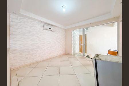 Casa para alugar com 200m², 1 quarto e sem vagaSala