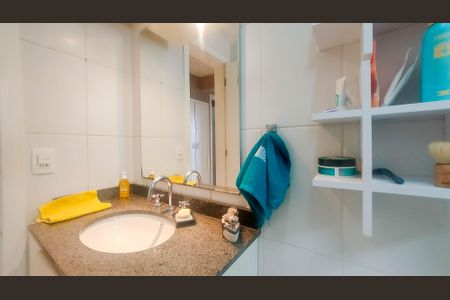 Apartamento à venda com 103m², 3 quartos e 2 vagasBanheiro