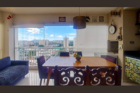 Apartamento à venda com 103m², 3 quartos e 2 vagasVaranda