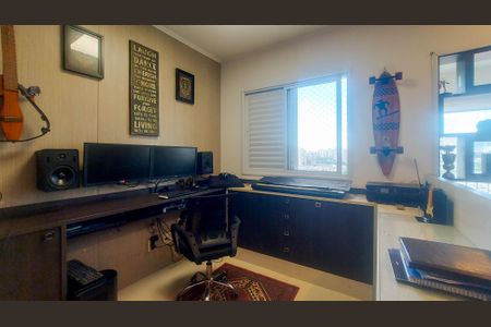 Apartamento à venda com 103m², 3 quartos e 2 vagasEscritório