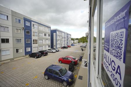 Apartamento para alugar com 2 quartos, 46m² em Sertão do Maruim, São José