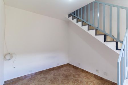 Sala de casa para alugar com 2 quartos, 70m² em Vila California, São Paulo