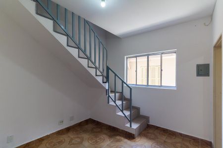 Sala de casa para alugar com 2 quartos, 70m² em Vila California, São Paulo