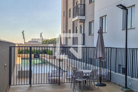 Apartamento para alugar com 42m², 2 quartos e sem vaga Apartamento para alugar com 42m², 2 quartos e sem vagaÁrea comum - Piscina