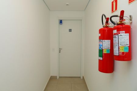 Apartamento para alugar com 33m², 2 quartos e sem vagaÁrea comum - Saguão do andar