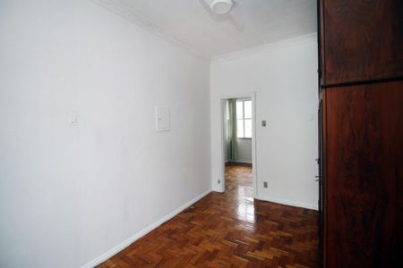 Quarto de apartamento para alugar com 1 quarto, 50m² em Olaria, Rio de Janeiro