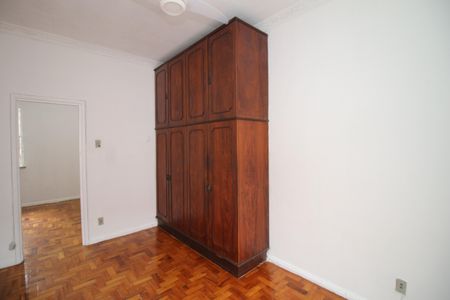 Quarto de apartamento para alugar com 1 quarto, 50m² em Olaria, Rio de Janeiro