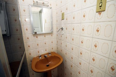 Apartamento para alugar com 50m², 1 quarto e sem vagaBanheiro