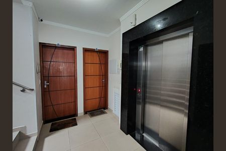 Apartamento para alugar com 145m², 3 quartos e 2 vagaselevador