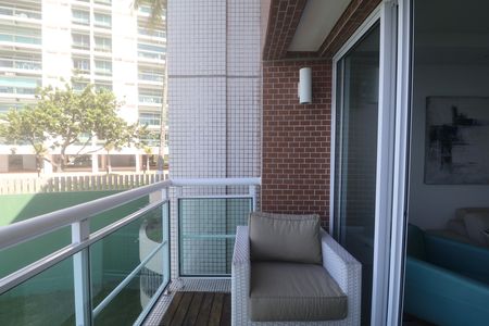Apartamento para alugar com 82m², 2 quartos e 2 vagas Apartamento para alugar com 82m², 2 quartos e 2 vagasVaranda