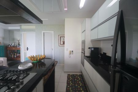 Apartamento para alugar com 82m², 2 quartos e 2 vagas Apartamento para alugar com 82m², 2 quartos e 2 vagasCozinha