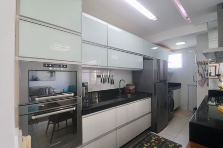 Apartamento para alugar com 82m², 2 quartos e 2 vagas Apartamento para alugar com 82m², 2 quartos e 2 vagasCozinha