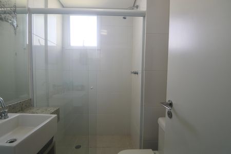 Apartamento para alugar com 82m², 2 quartos e 2 vagas Apartamento para alugar com 82m², 2 quartos e 2 vagasBanheiro Suíte 2