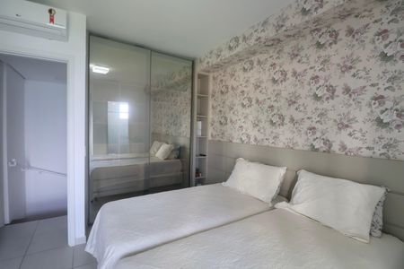 Apartamento para alugar com 82m², 2 quartos e 2 vagas Apartamento para alugar com 82m², 2 quartos e 2 vagasSuíte