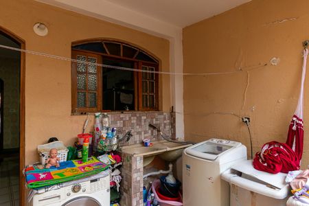 Casa à venda com 85m², 2 quartos e 1 vagaÁrea de Serviço