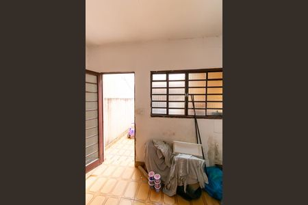 Casa à venda com 85m², 2 quartos e 1 vagaQuarto de Serviço