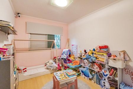 Apartamento à venda com 160m², 5 quartos e 2 vagasQuarto 2