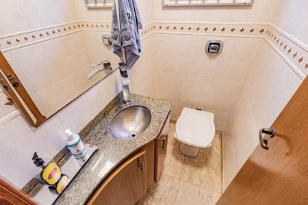 Apartamento à venda com 160m², 5 quartos e 2 vagasLavabo