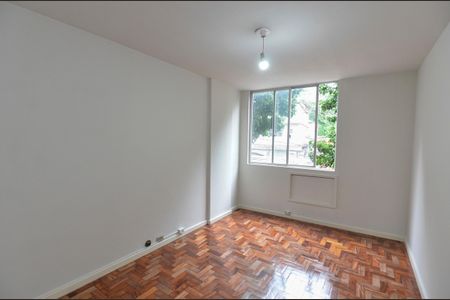 Apartamento à venda com 60m², 1 quarto e 1 vagaQuarto