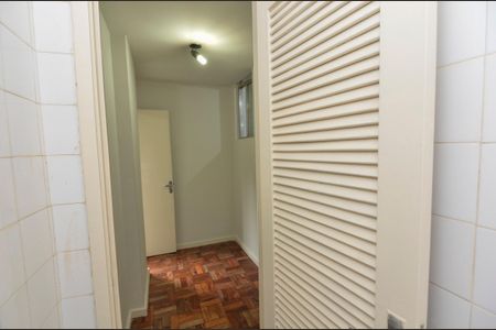 Apartamento à venda com 60m², 1 quarto e 1 vagaBanheiro de Serviço