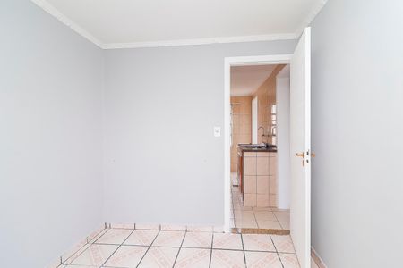 Quarto 1 de apartamento para alugar com 2 quartos, 57m² em Conjunto Residencial Jose Boni, São Paulo