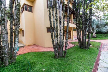 Casa de condomínio à venda com 650m², 6 quartos e 4 vagasQuintal